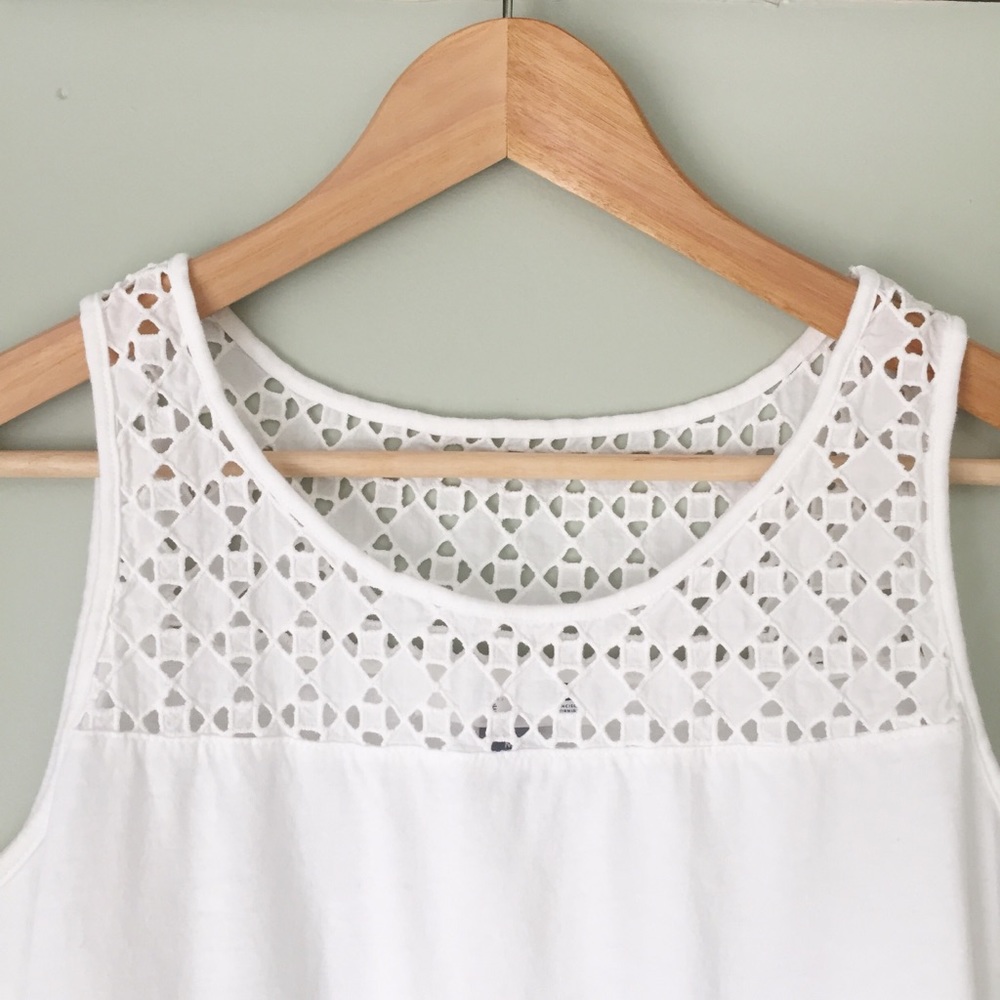 Old Navy Maternity Latticework Tank Top